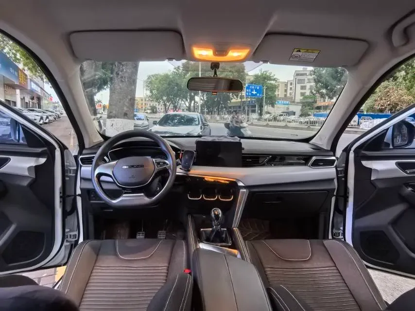 2019 BeiJing Auto X3 1.5T 150HP L4 6MT,autocango,china used car exporter,china ev exporter,chinese used car exporter,chinese used ev exporter