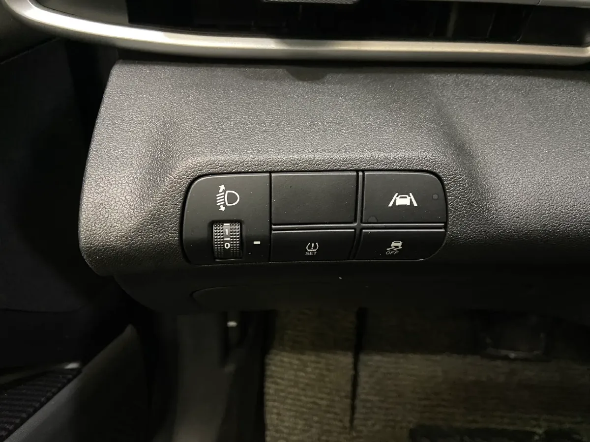 2021 Hyundai Elantra 1.5L 115HP L4 CVT,autocango,china used car exporter,china ev exporter,chinese used car exporter,chinese used ev exporter