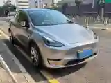 2022 Tesla Model Y BEV 60KWH