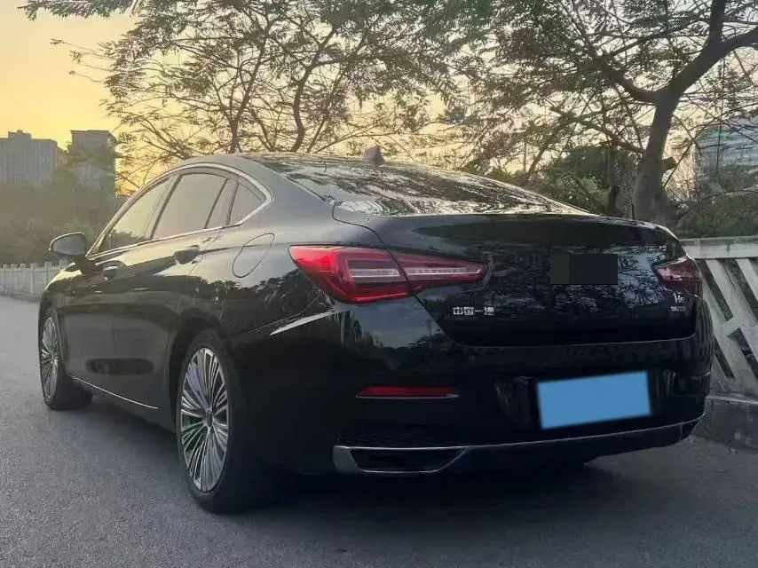 2022 HongQi H5 1.8T 197HP L4 6AT,autocango,china used car exporter,china ev exporter,chinese used car exporter,chinese used ev exporter