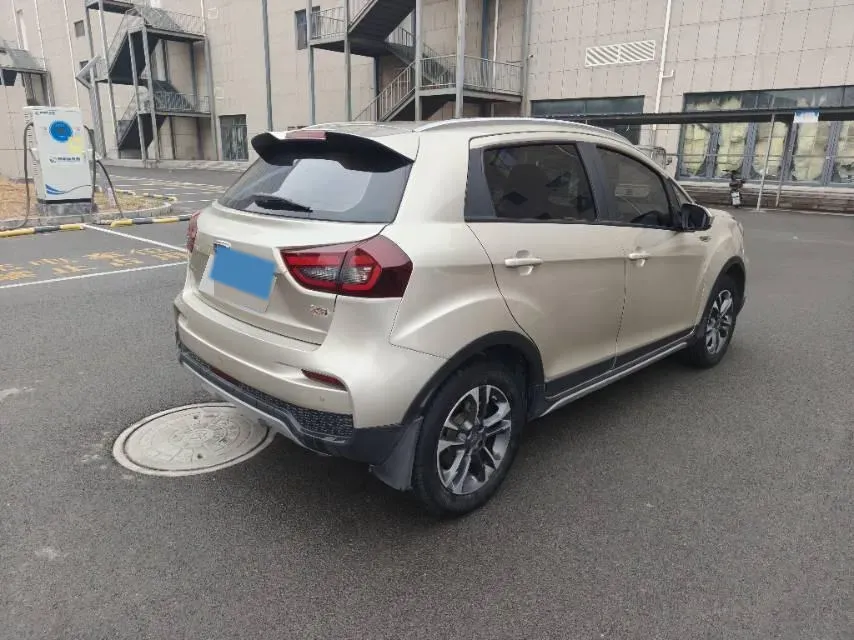 2019 Geely Vision X3 1.5L 109HP L4 5MT,autocango,china used car exporter,china ev exporter,chinese used car exporter,chinese used ev exporter