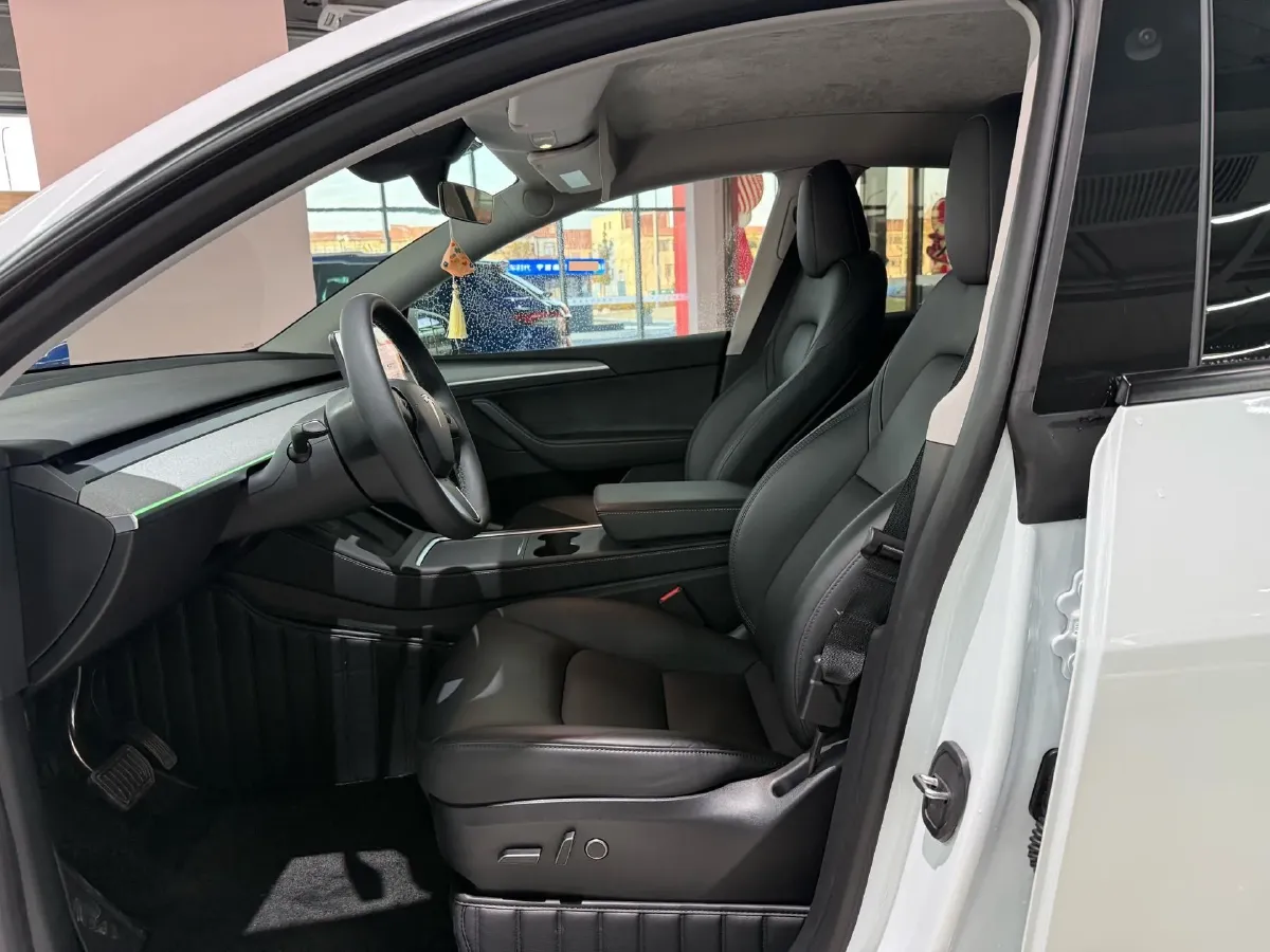 2024 Iveco OuSheng BEV 77.28KWH,autocango,china used car exporter,china ev exporter,chinese used car exporter,chinese used ev exporter