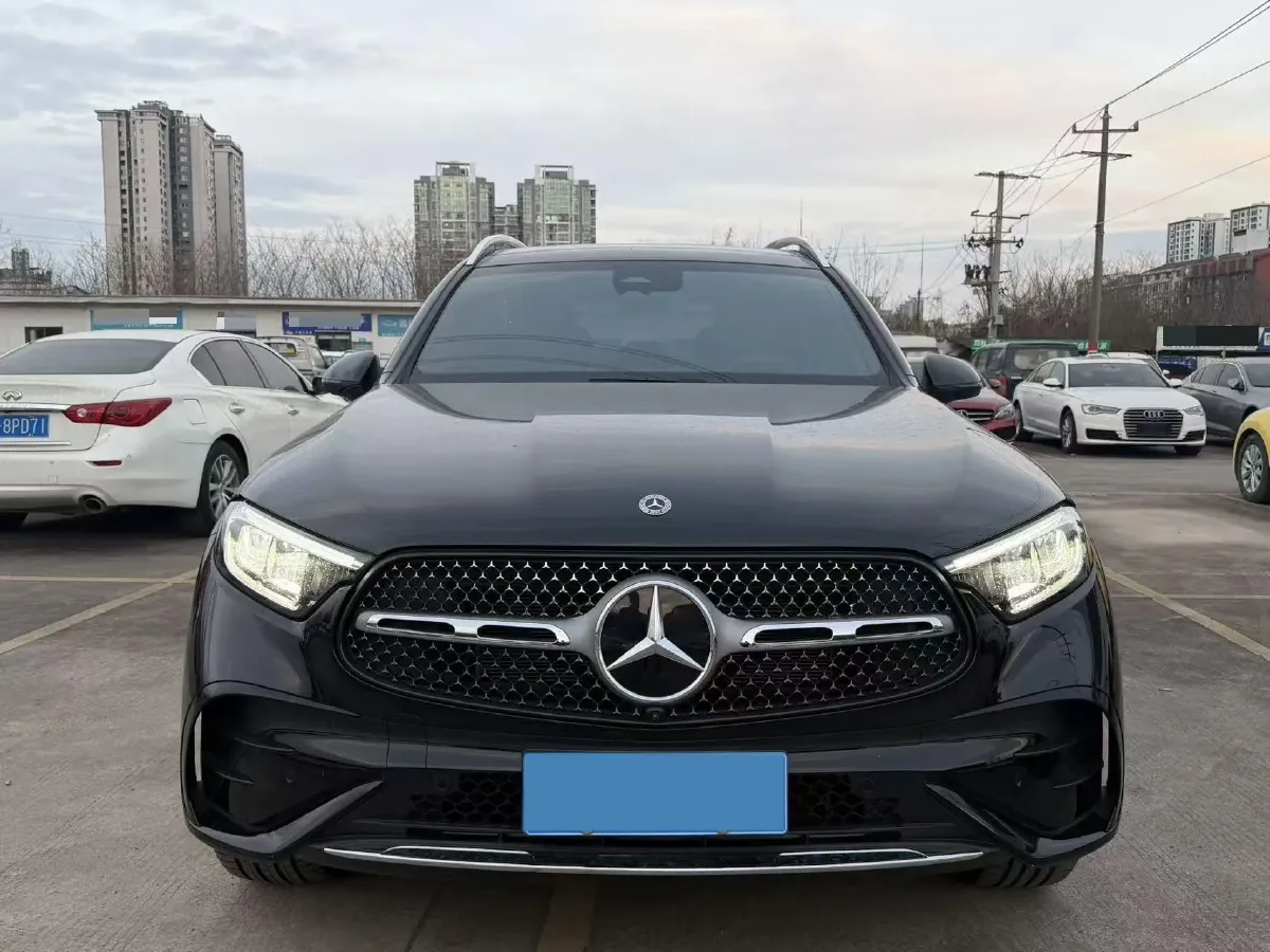2025 Mercedes-Benz GLC Class 2.0T 258HP L4 9AT,autocango,china used car exporter,china ev exporter,chinese used car exporter,chinese used ev exporter