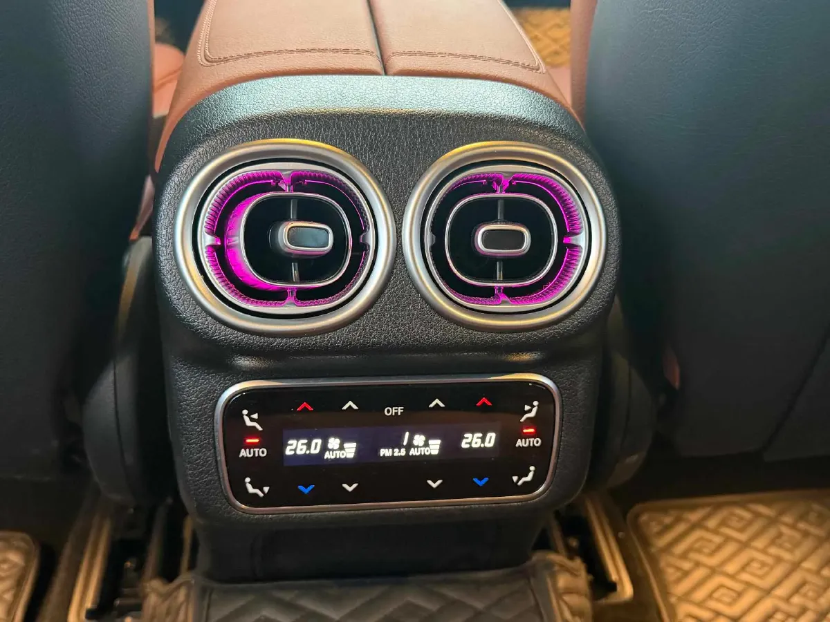 2025 Mercedes-Benz GLC Class 2.0T 258HP L4 9AT,autocango,china used car exporter,china ev exporter,chinese used car exporter,chinese used ev exporter