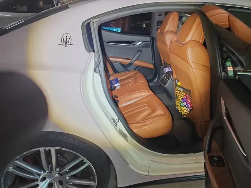 2017 Maserati Ghibli 3.0T 350HP V6 8AT,autocango,china used car exporter,china ev exporter,chinese used car exporter,chinese used ev exporter