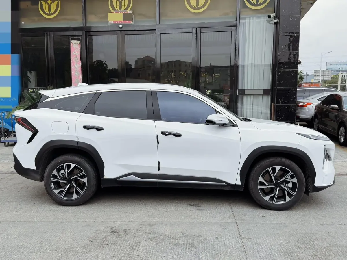 2023 Geely Galaxy L7 1.5T 163HP L4 3DHT PHEV 9.11KWH,autocango,china used car exporter,china ev exporter,chinese used car exporter,chinese used ev exporter