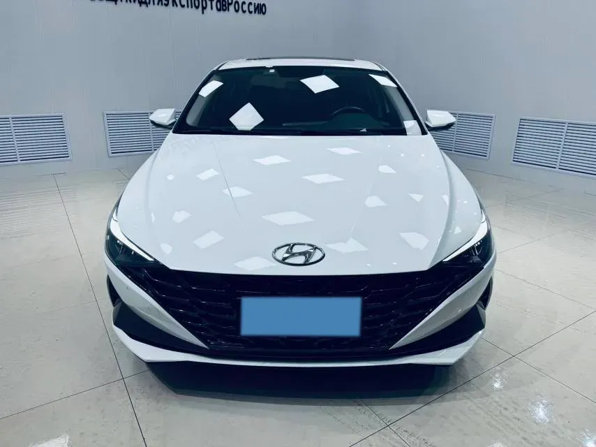 2021 Hyundai Elantra 1.5L 115HP L4 CVT,autocango,china used car exporter,china ev exporter,chinese used car exporter,chinese used ev exporter