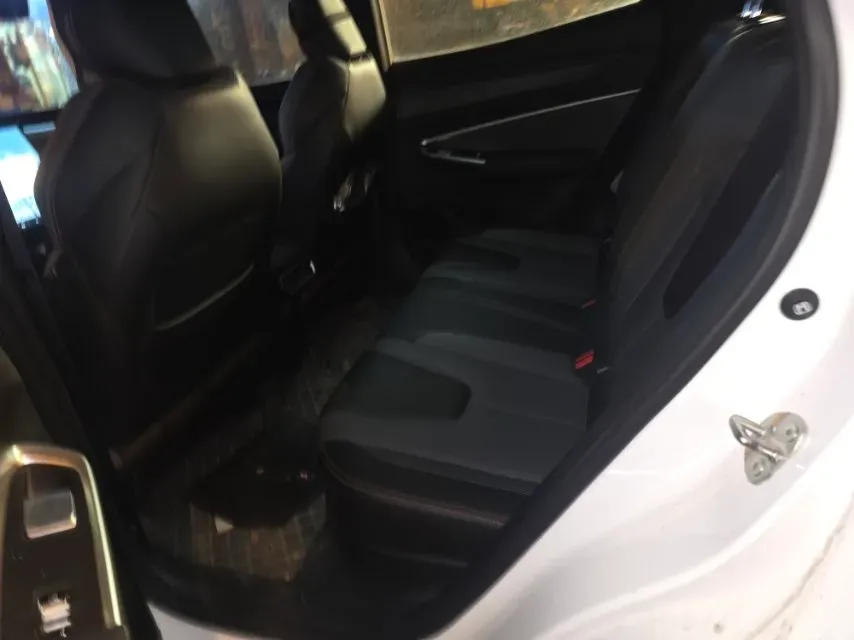 2023 Geely Azkarra 1.5T 181HP L4 7DCT,autocango,china used car exporter,china ev exporter,chinese used car exporter,chinese used ev exporter