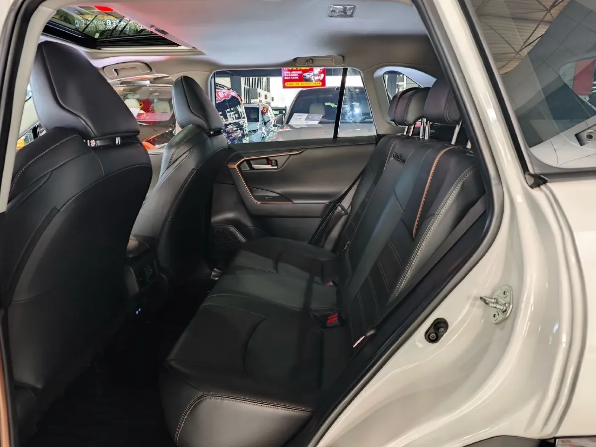 2022 Toyota Wildlander 2.0L 171HP L4 CVT,autocango,china used car exporter,china ev exporter,chinese used car exporter,chinese used ev exporter