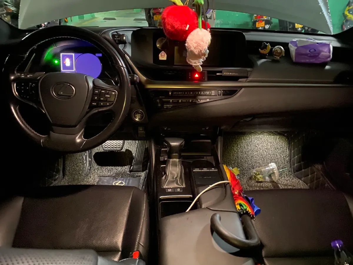 2018 Lexus ES 2.0L 167HP L4 6AT,autocango,china used car exporter,china ev exporter,chinese used car exporter,chinese used ev exporter