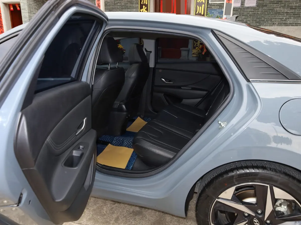 2021 Hyundai Elantra 1.5L 115HP L4 CVT,autocango,china used car exporter,china ev exporter,chinese used car exporter,chinese used ev exporter