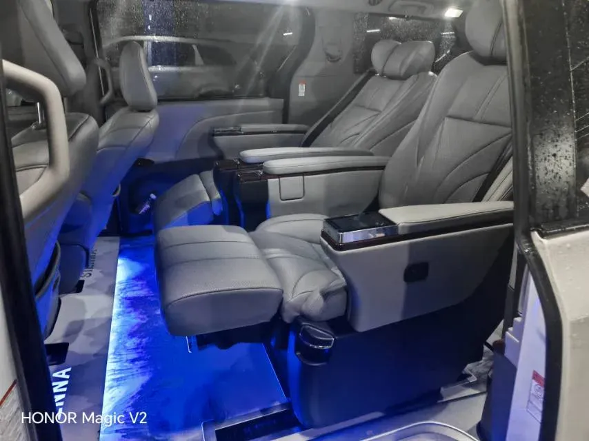 2019 Toyota Camry 2.0L 178HP L4 CVT,autocango,china used car exporter,china ev exporter,chinese used car exporter,chinese used ev exporter