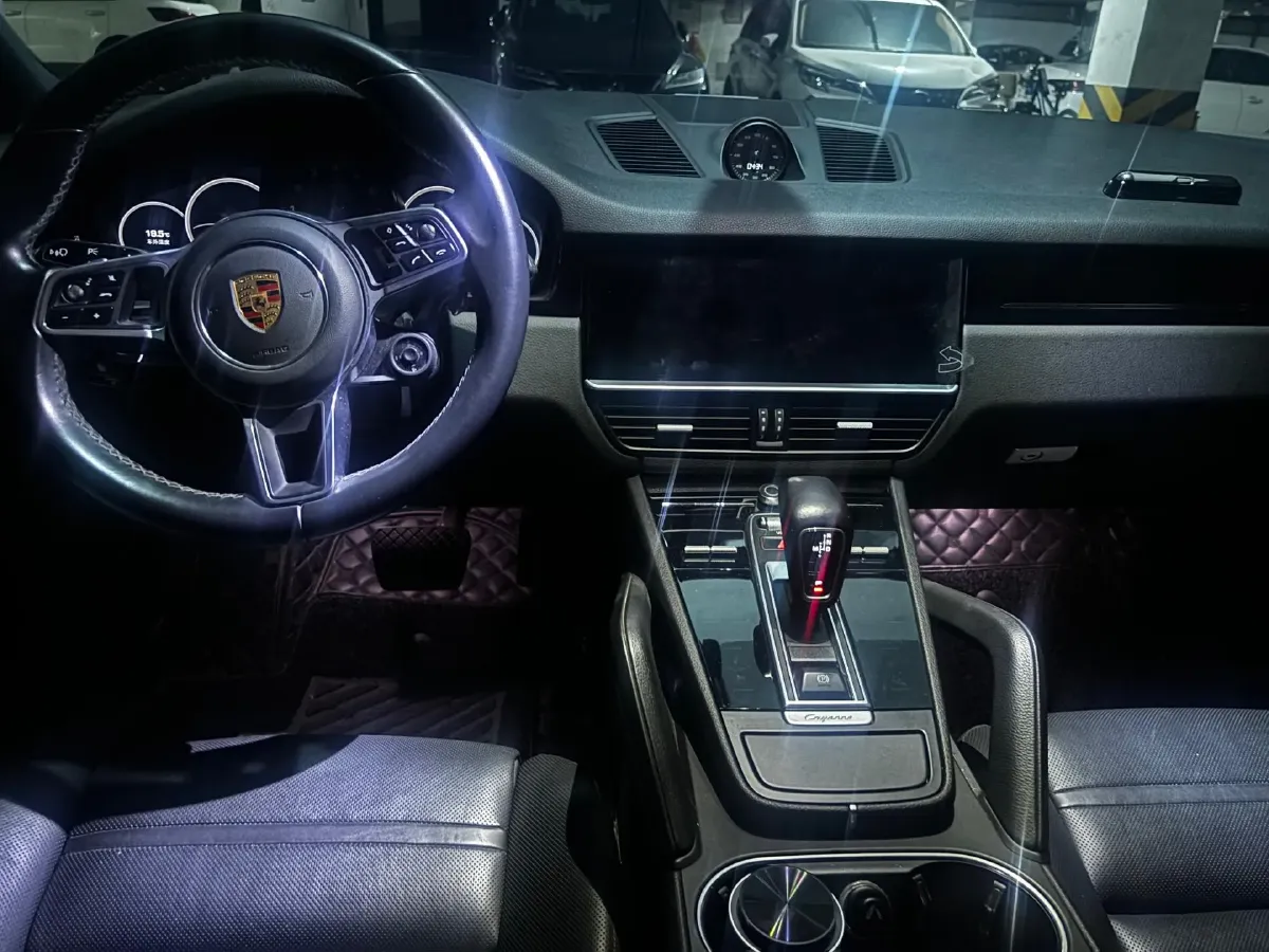 2019 Porsche Cayenne 3.0T 340HP V6 8AT,autocango,china used car exporter,china ev exporter,chinese used car exporter,chinese used ev exporter