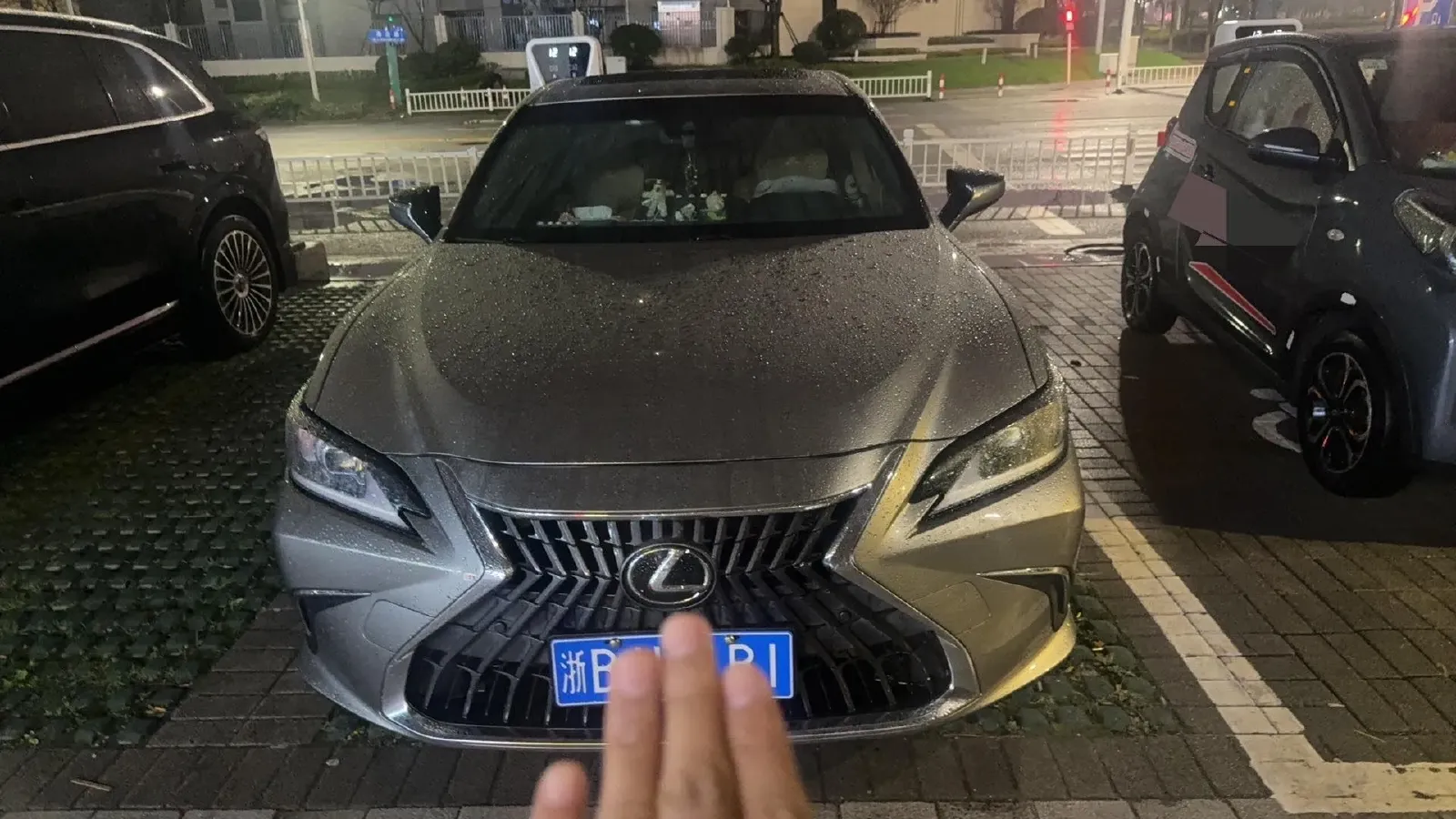 2020 Lexus ES 2.0L 173HP L4 CVT,autocango,china used car exporter,china ev exporter,chinese used car exporter,chinese used ev exporter