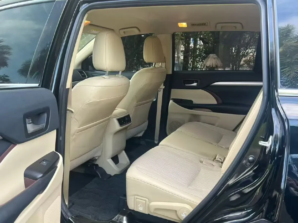 2018 Toyota Highlander 2.0T 220HP L4 6AT,autocango,china used car exporter,china ev exporter,chinese used car exporter,chinese used ev exporter