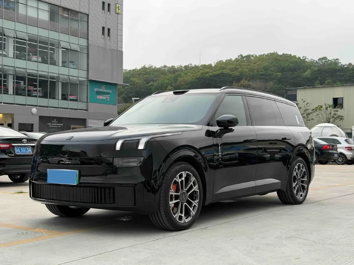 2025 LYNK&CO 900 2.0T 254HP L4 3DHT PHEV,autocango,china used car exporter,china ev exporter,chinese used car exporter,chinese used ev exporter