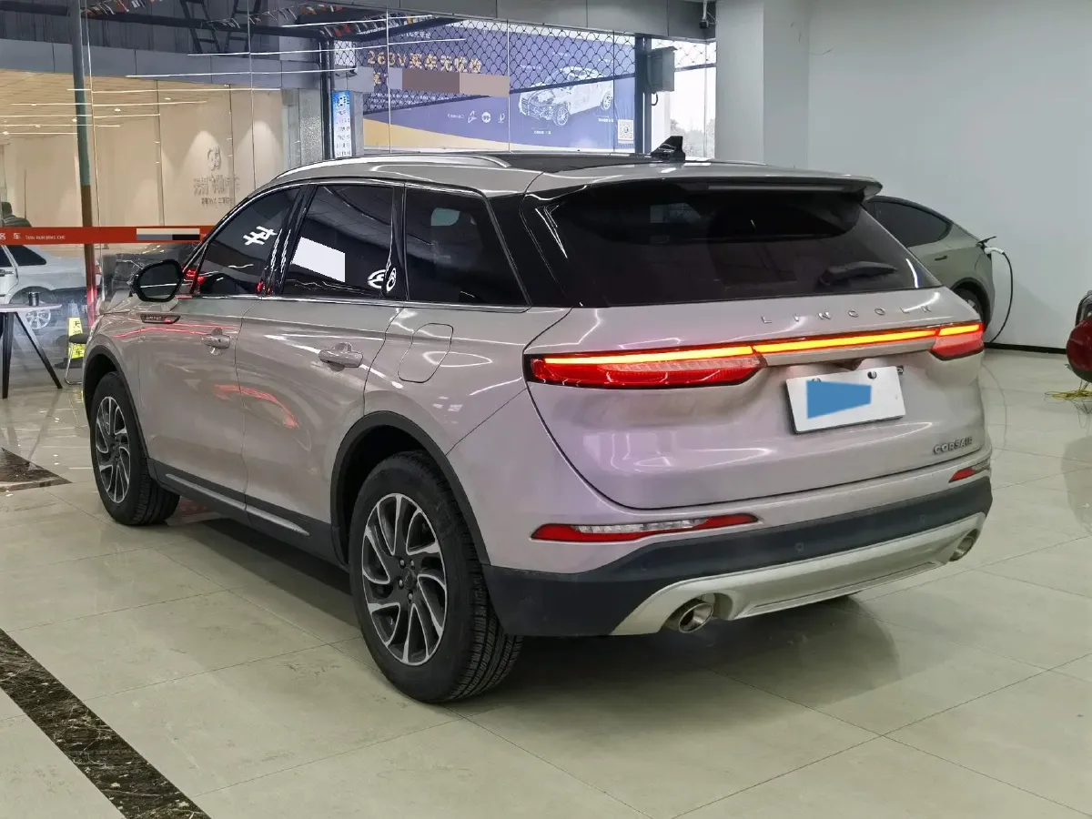 2022 Lincoln Corsair 2.0T 245HP L4 8AT,autocango,china used car exporter,china ev exporter,chinese used car exporter,chinese used ev exporter