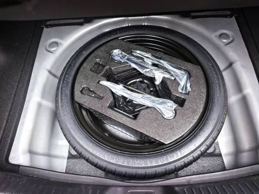 2023 GAC Trumpchi Empow 2.0T 265HP L4 8AT,autocango,china used car exporter,china ev exporter,chinese used car exporter,chinese used ev exporter