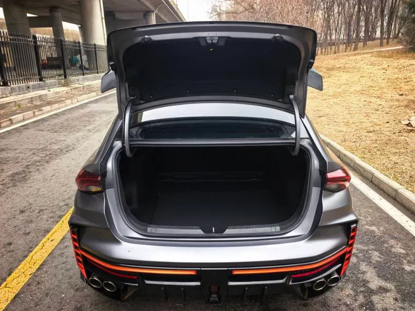 2023 GAC Trumpchi Empow 2.0T 265HP L4 8AT,autocango,china used car exporter,china ev exporter,chinese used car exporter,chinese used ev exporter