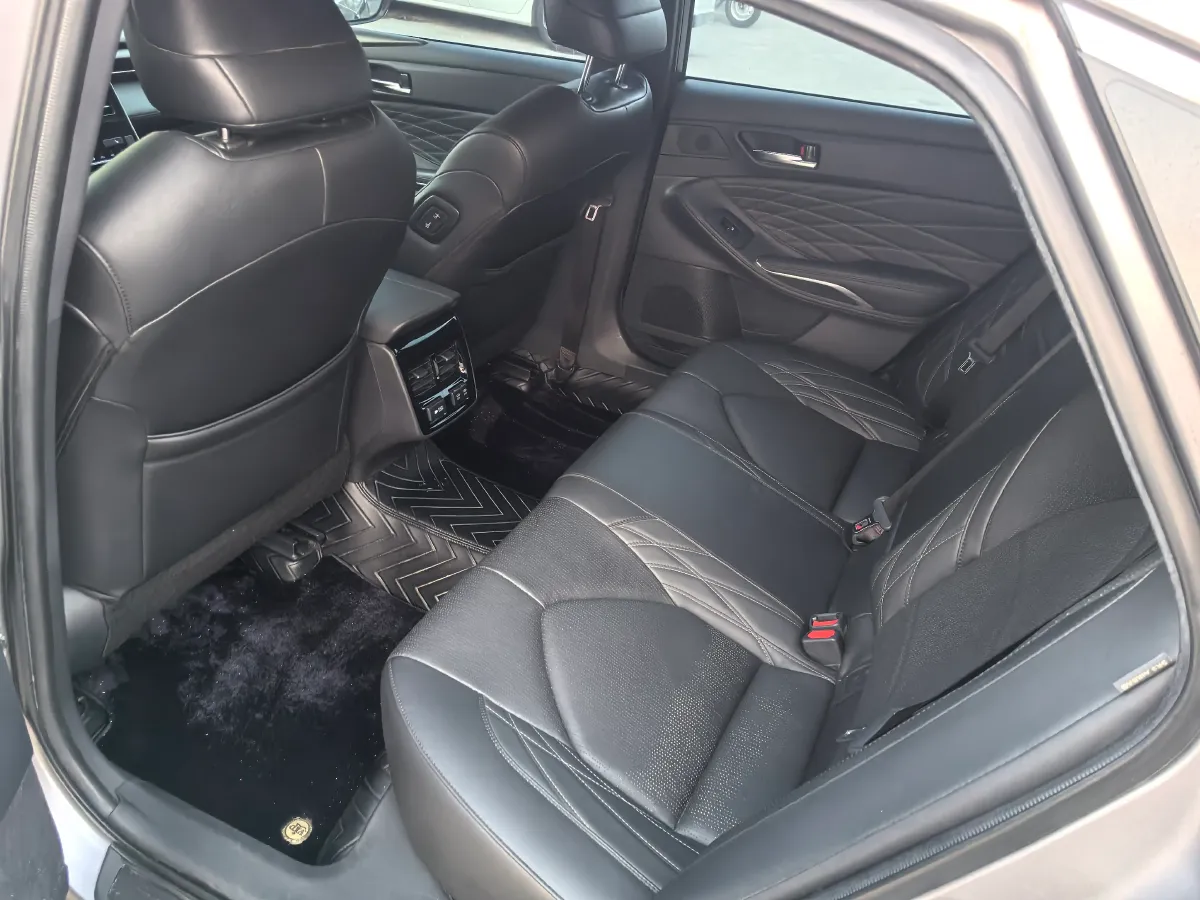 2019 Toyota Avalon 2.5L 209HP L4 8AT,autocango,china used car exporter,china ev exporter,chinese used car exporter,chinese used ev exporter