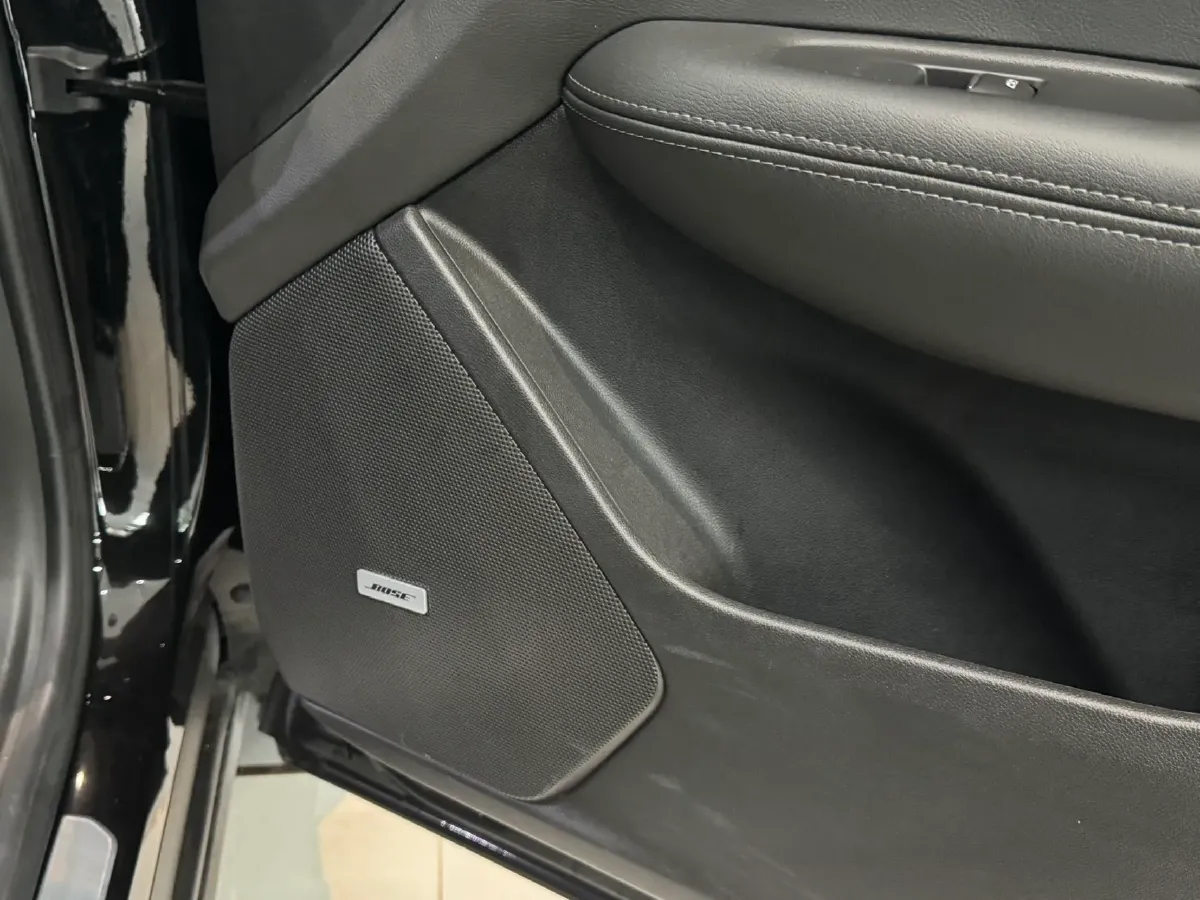 2021 Cadillac XT6 2.0T 237HP L4 9AT,autocango,china used car exporter,china ev exporter,chinese used car exporter,chinese used ev exporter