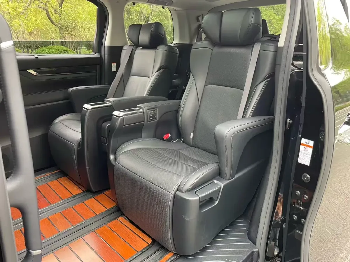 2019 Toyota Vellfire 2.5L 117HP L4 E-CVT Hybrid,autocango,china used car exporter,china ev exporter,chinese used car exporter,chinese used ev exporter