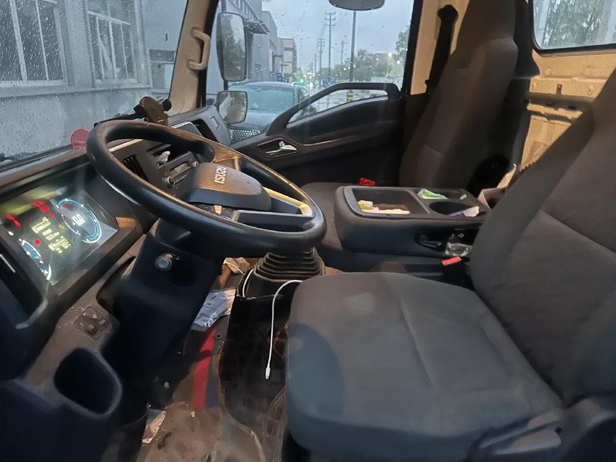 2019 Isuzu D-MAX 3.0T 177HP L4 6MT,autocango,china used car exporter,china ev exporter,chinese used car exporter,chinese used ev exporter