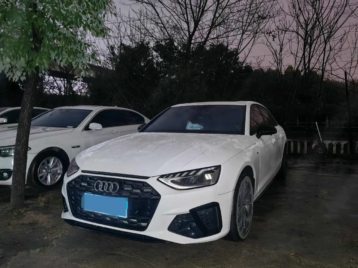 2023 Audi A4L 2.0T 190HP L4 7DCT,autocango,china used car exporter,china ev exporter,chinese used car exporter,chinese used ev exporter