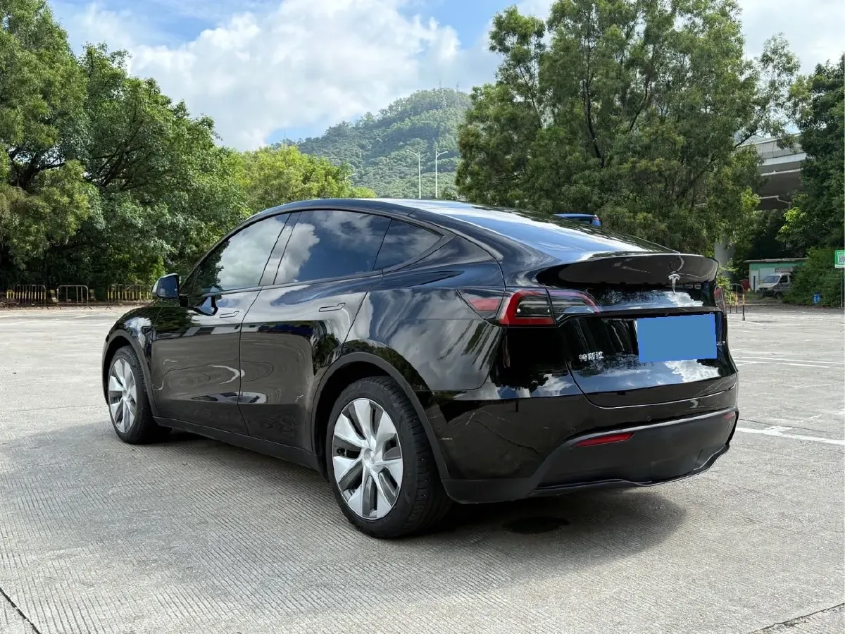2022 Tesla Model Y BEV 60KWH,autocango,china used car exporter,china ev exporter,chinese used car exporter,chinese used ev exporter
