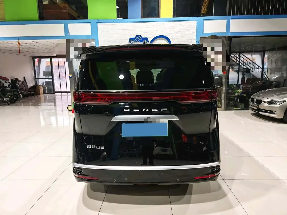 2024 Denza D9 1.5T 139HP L4 E-CVT PHEV 40KWH,autocango,china used car exporter,china ev exporter,chinese used car exporter,chinese used ev exporter