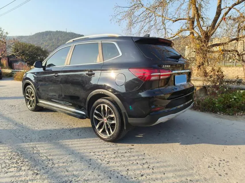 2018 Roewe RX5 1.5T 169HP L4 7DCT,autocango,china used car exporter,china ev exporter,chinese used car exporter,chinese used ev exporter