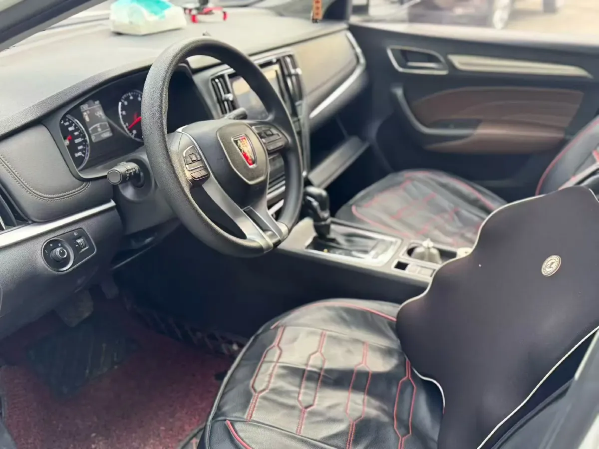 2020 Roewe i6 1.6L 125HP L4 CVT,autocango,china used car exporter,china ev exporter,chinese used car exporter,chinese used ev exporter