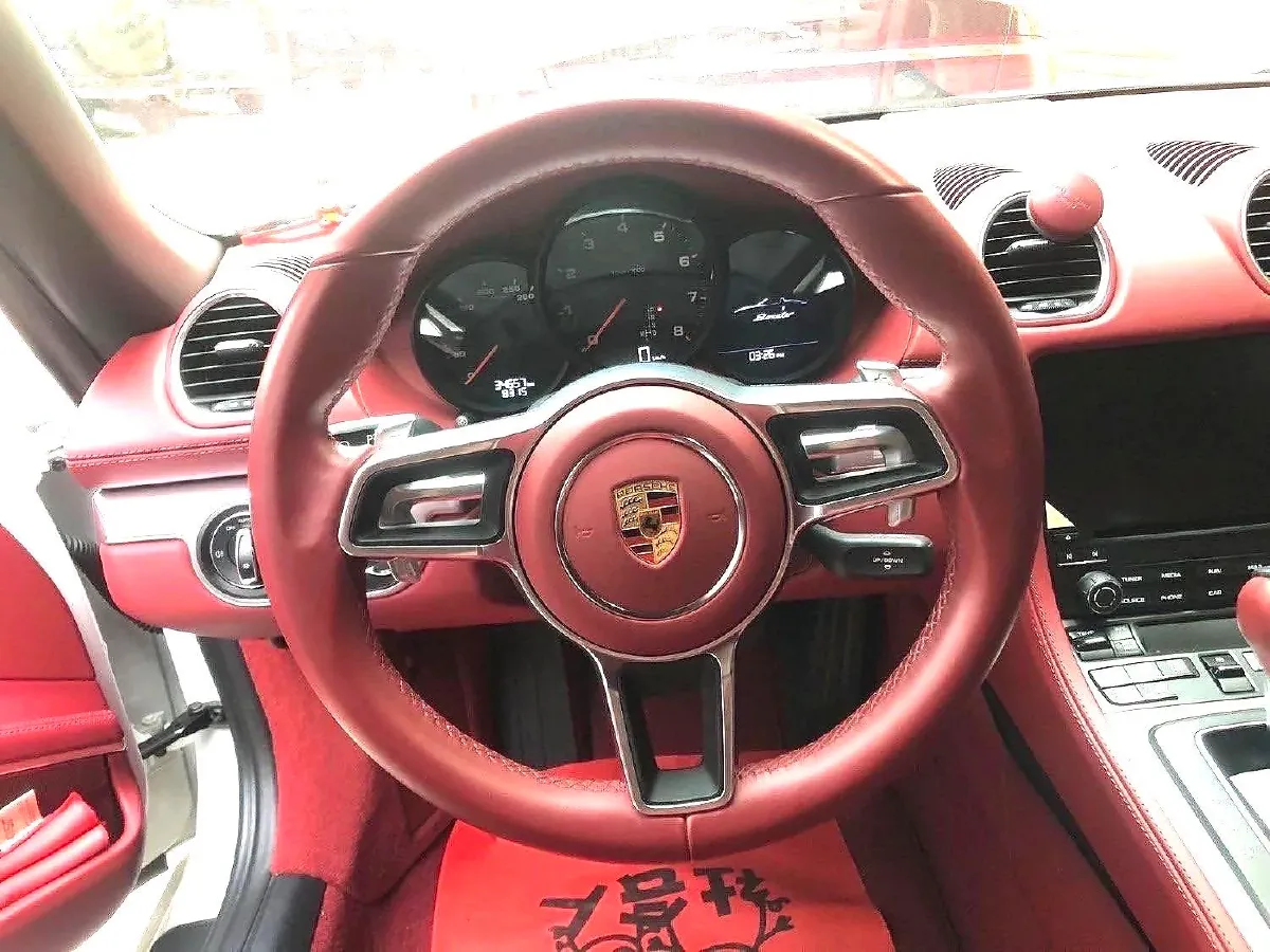 2020 Porsche 718 2.0T 250HP H4 7DCT,autocango,china used car exporter,china ev exporter,chinese used car exporter,chinese used ev exporter