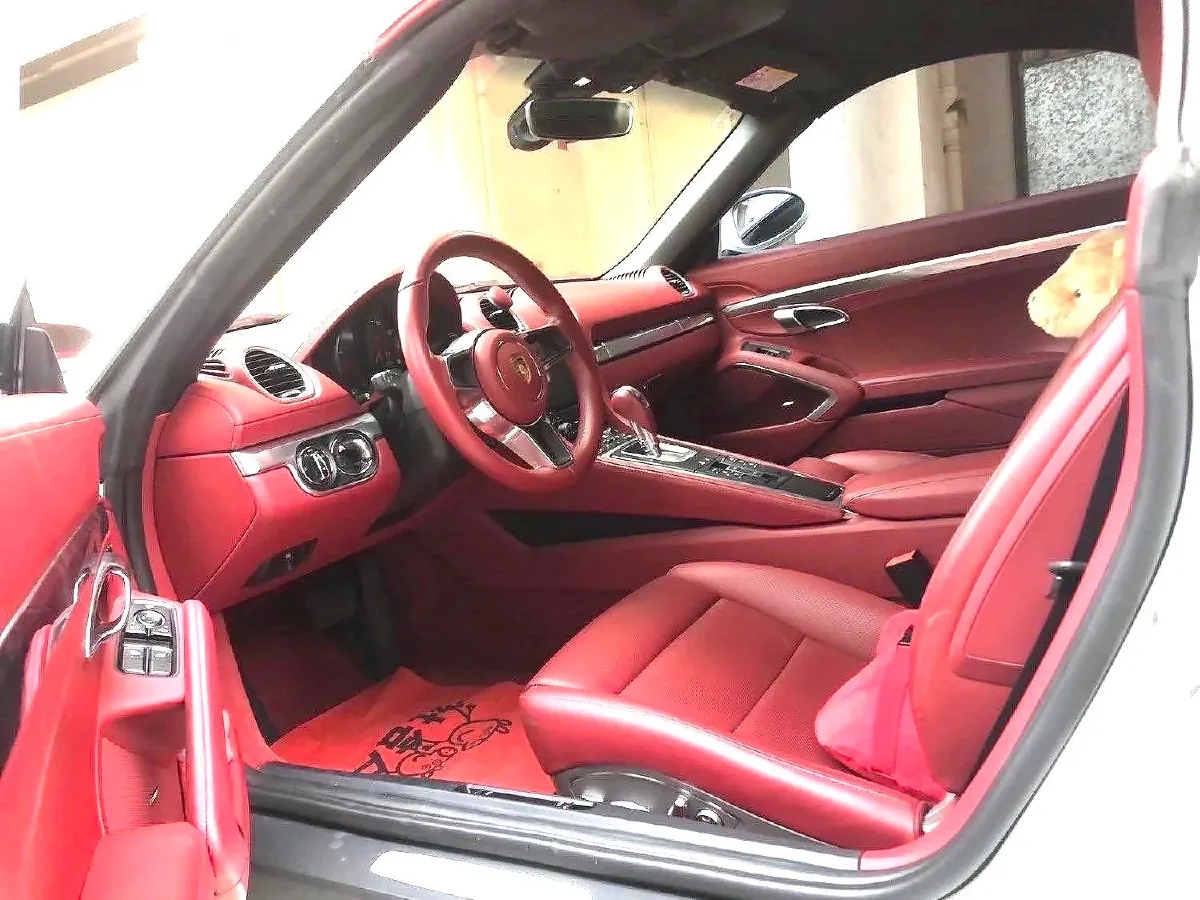 2020 Porsche 718 2.0T 250HP H4 7DCT,autocango,china used car exporter,china ev exporter,chinese used car exporter,chinese used ev exporter