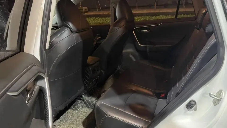 2022 Toyota Wildlander 2.0L 171HP L4 CVT,autocango,china used car exporter,china ev exporter,chinese used car exporter,chinese used ev exporter