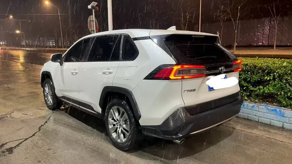 2022 Toyota Wildlander 2.0L 171HP L4 CVT,autocango,china used car exporter,china ev exporter,chinese used car exporter,chinese used ev exporter