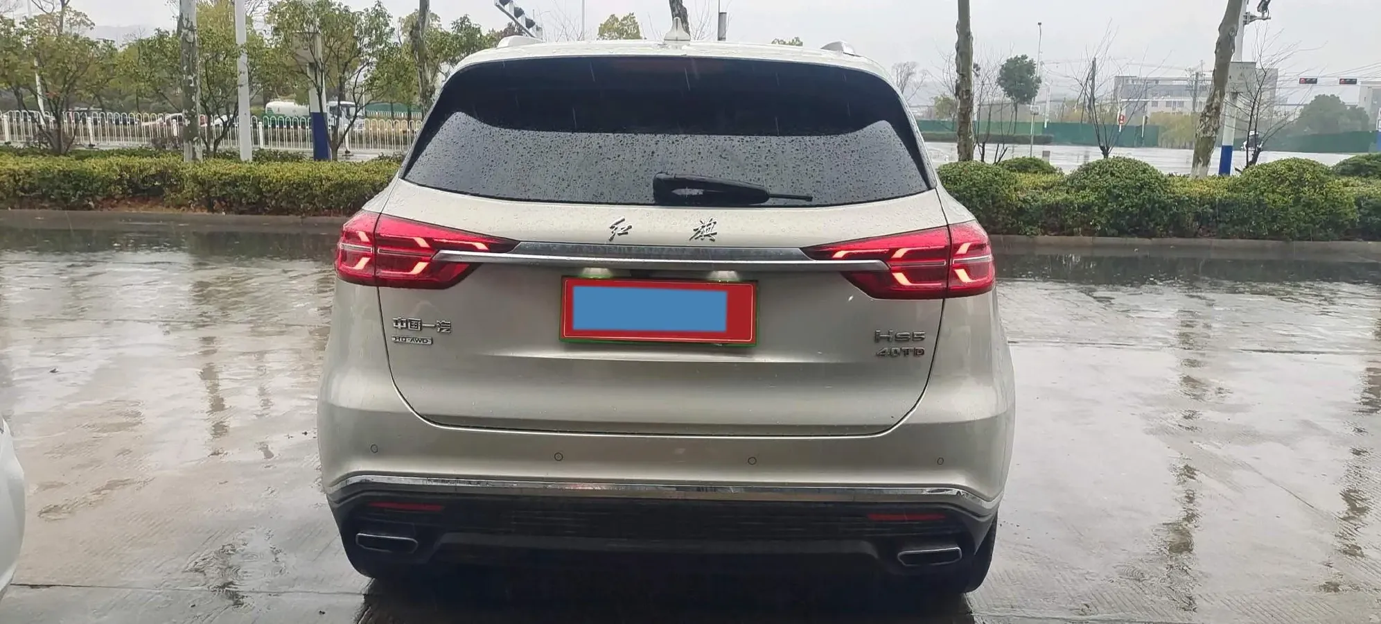 2022 HongQi HS5 2.0T 224HP L4 6AT,autocango,china used car exporter,china ev exporter,chinese used car exporter,chinese used ev exporter