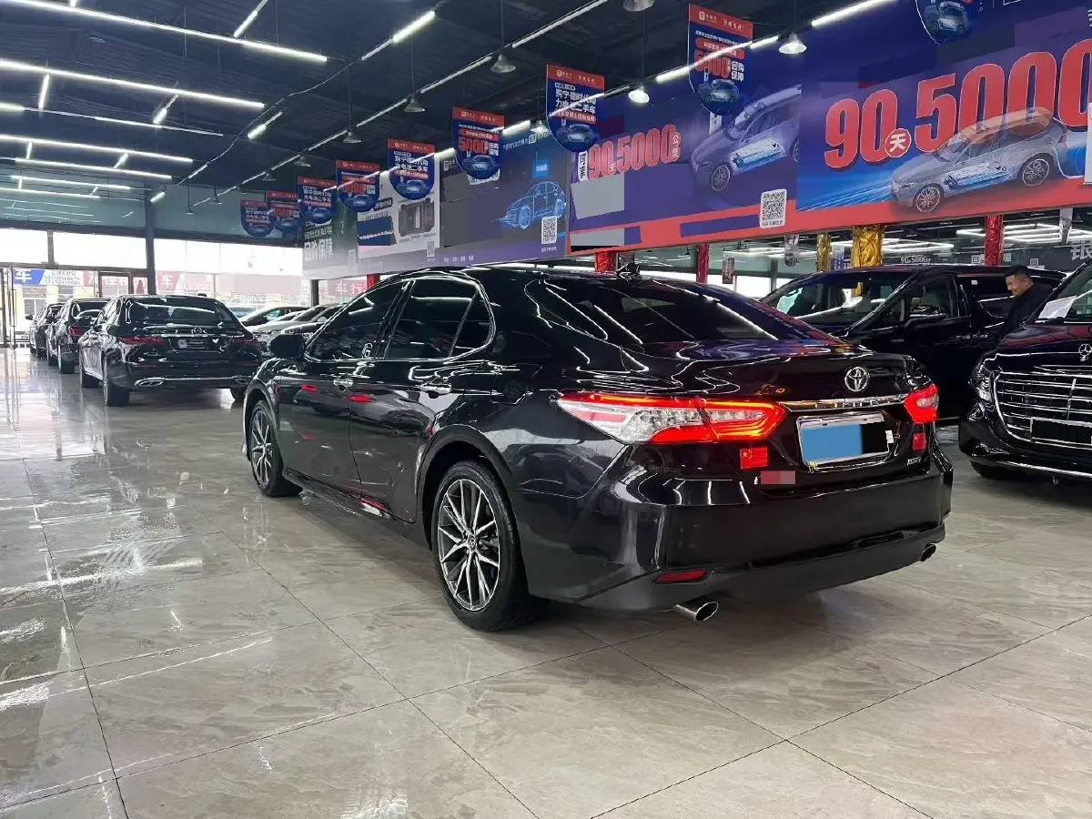 2021 Toyota Camry 2.5L 209HP L4 8AT,autocango,china used car exporter,china ev exporter,chinese used car exporter,chinese used ev exporter