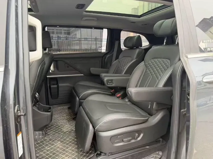 2021 Hyundai Custo 2.0T 236HP L4 8AT,autocango,china used car exporter,china ev exporter,chinese used car exporter,chinese used ev exporter