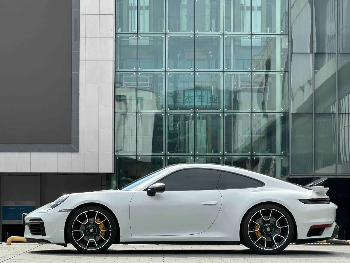 2022 Porsche 911 3.0T 385HP H6 8DCT,autocango,china used car exporter,china ev exporter,chinese used car exporter,chinese used ev exporter