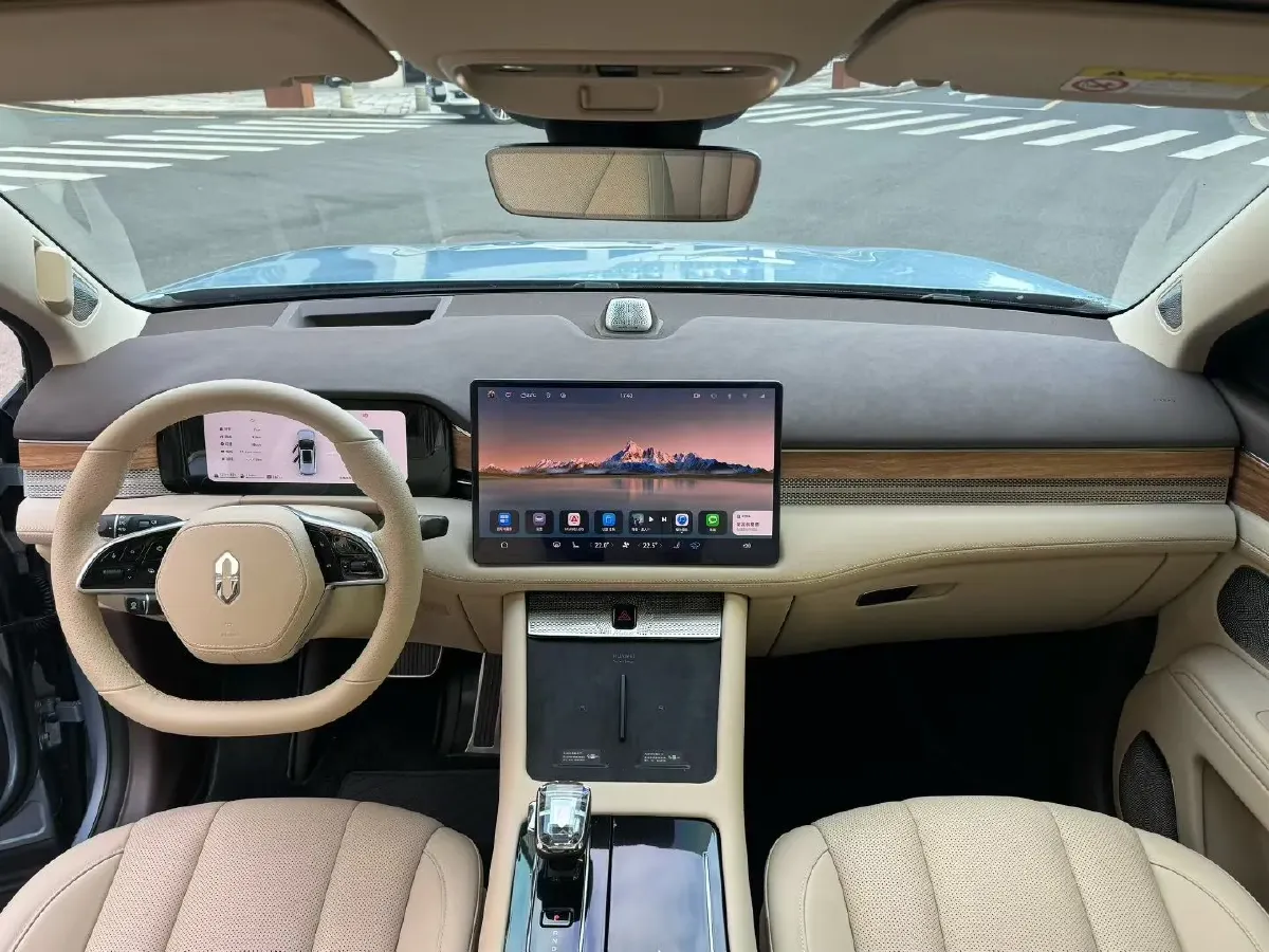 2024 AITO AITO M7 1.5T 152HP L4 REEV 40KWH,autocango,china used car exporter,china ev exporter,chinese used car exporter,chinese used ev exporter