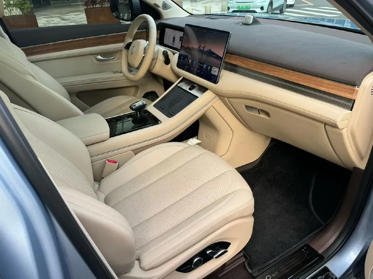 2024 AITO AITO M7 1.5T 152HP L4 REEV 40KWH,autocango,china used car exporter,china ev exporter,chinese used car exporter,chinese used ev exporter