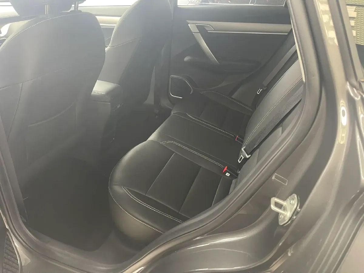 2025 Geely Coolray 1.5L 126HP L4 CVT,autocango,china used car exporter,china ev exporter,chinese used car exporter,chinese used ev exporter