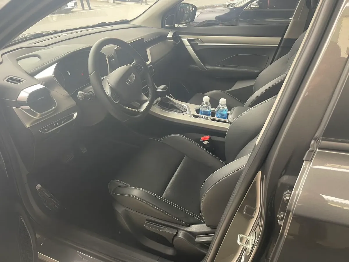 2025 Geely Coolray 1.5L 126HP L4 CVT,autocango,china used car exporter,china ev exporter,chinese used car exporter,chinese used ev exporter