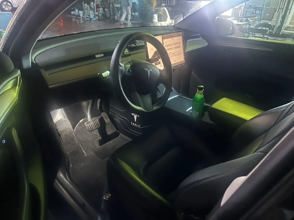 2022 Tesla Model Y BEV 60KWH,autocango,china used car exporter,china ev exporter,chinese used car exporter,chinese used ev exporter