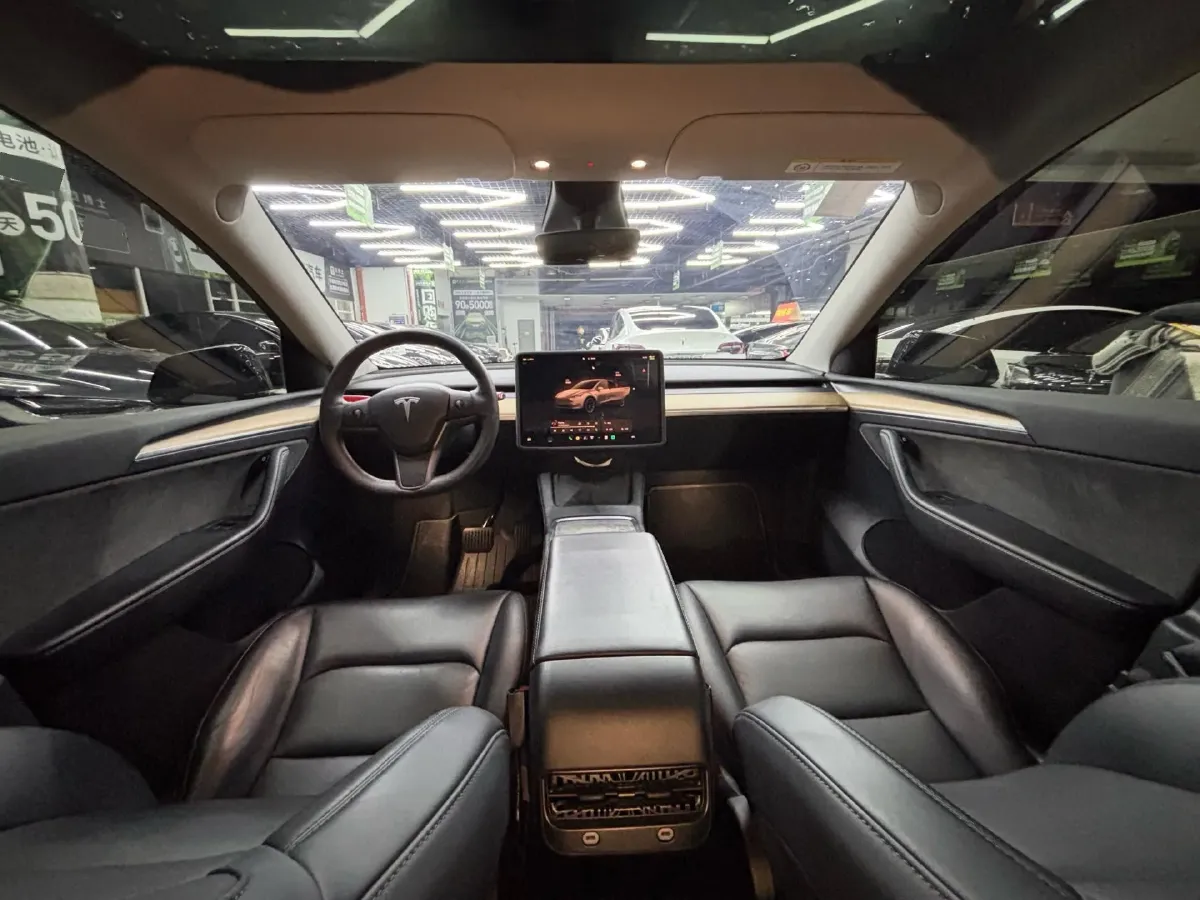 2022 Tesla Model Y BEV 60KWH,autocango,china used car exporter,china ev exporter,chinese used car exporter,chinese used ev exporter