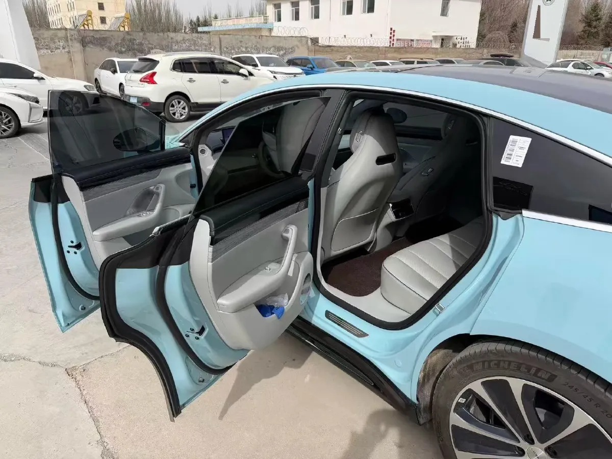 2025 Luxeed S7 BEV,autocango,china used car exporter,china ev exporter,chinese used car exporter,chinese used ev exporter