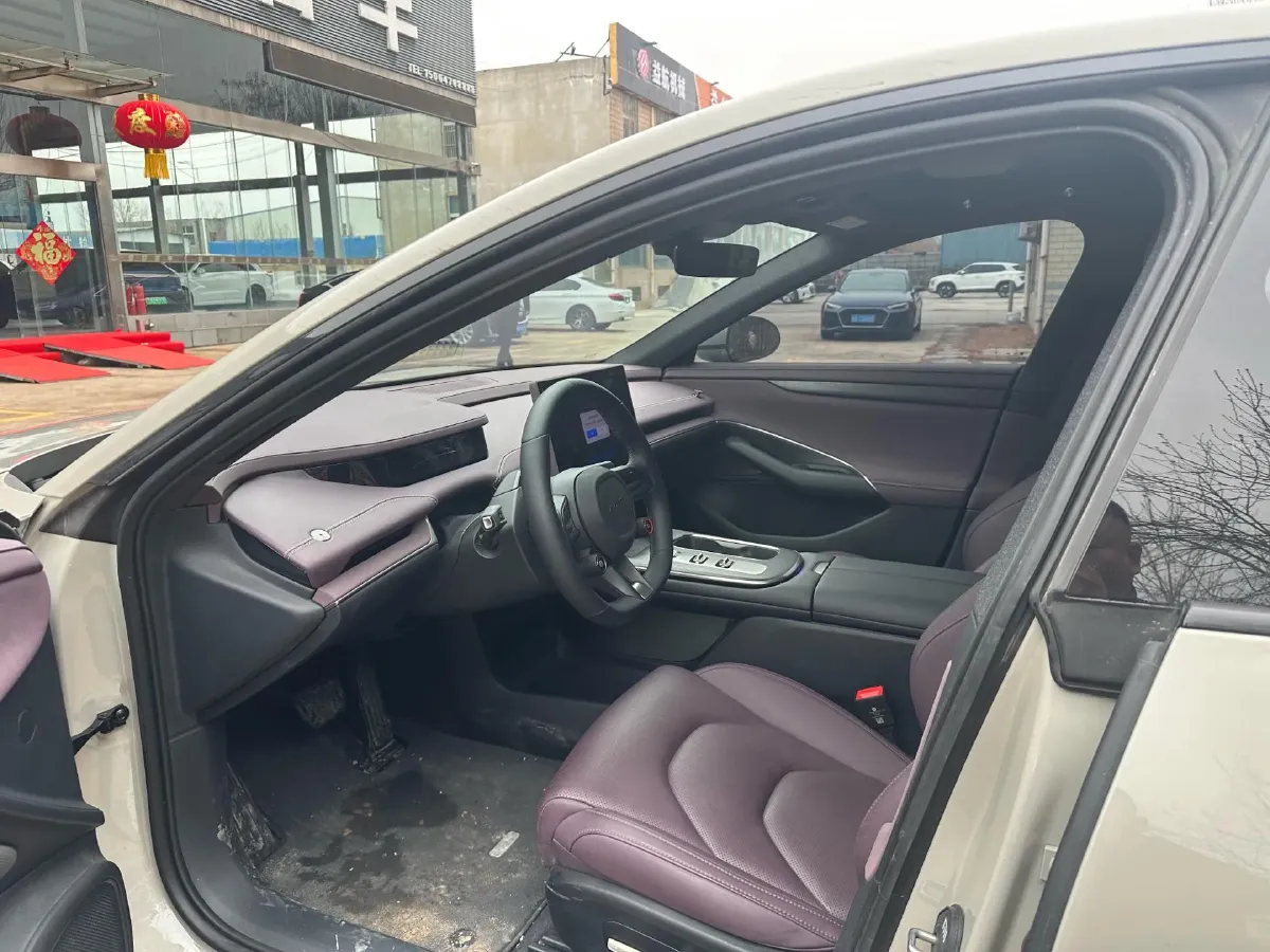 2024 MI SU7 BEV 73.6KWH,autocango,china used car exporter,china ev exporter,chinese used car exporter,chinese used ev exporter