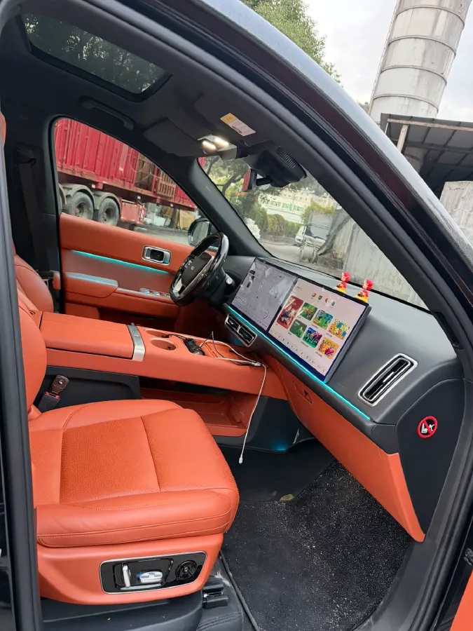 2023 Li L8 Range Extended 154HP REEV 40.9KWH,autocango,china used car exporter,china ev exporter,chinese used car exporter,chinese used ev exporter