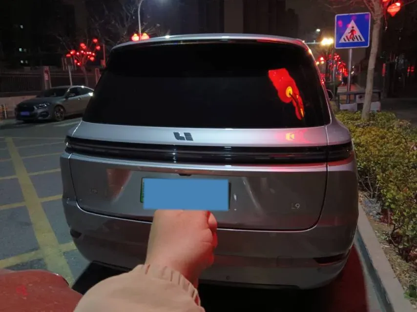 2022 Li L9 Range Extended 154HP REEV 42.6KWH,autocango,china used car exporter,china ev exporter,chinese used car exporter,chinese used ev exporter